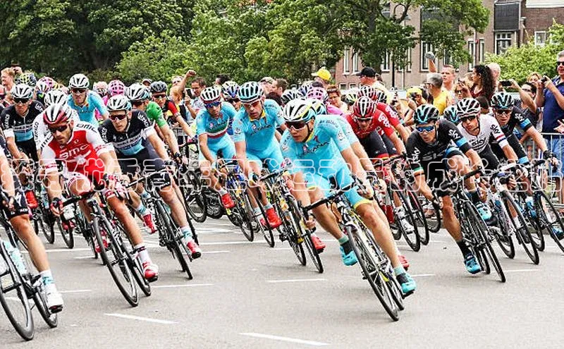 2121非凡体育app平台下载百度信誉探寻优秀青年足球运动员的成长之路